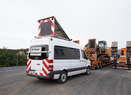 Begleitfahrzeug der dritten Generation